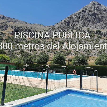 Apartamentos Buganvilla Villaluenga Del Rosario Eksteriør billede