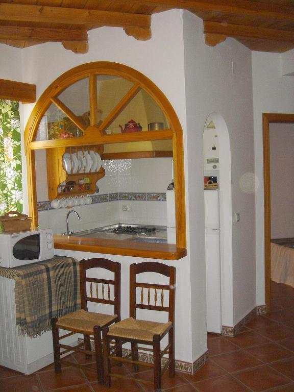 Apartamentos Buganvilla Villaluenga Del Rosario Værelse billede